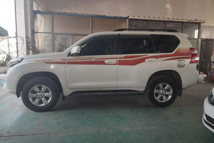 丰田 普拉多 2016款 2.7L 自动标准版车身外观6003