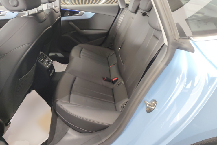 奥迪A5 2024款 Sportback 40 TFSI 时尚动感型中控内饰21