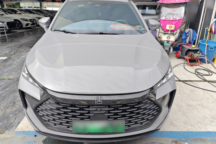 比亚迪 唐新能源 2025款 DM-i 115KM 旗舰型车身外观2