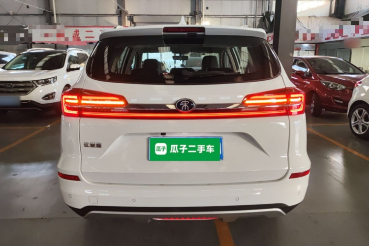 比亚迪 宋 2021款 经典版 1.5T 自动豪华型车身外观6