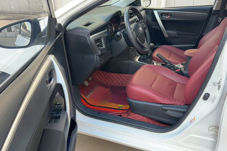 丰田 卡罗拉 2014款 1.6L 手动GL中控内饰7008