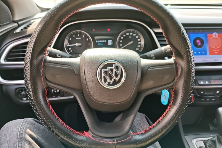 别克 英朗 2021款 改款 典范 1.5L 自动进取型局部细节13