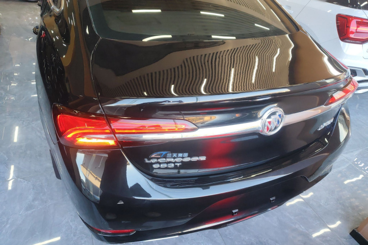 别克 君越 2020款 652T 豪华型车身外观6