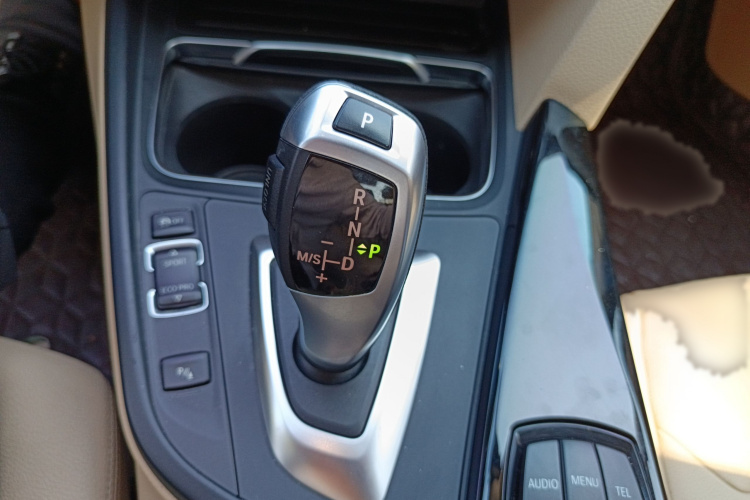 宝马3系 2016款 316Li 时尚型局部细节18