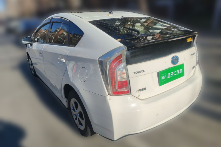 丰田 普锐斯 2012款 1.8L 标准版车身外观6003
