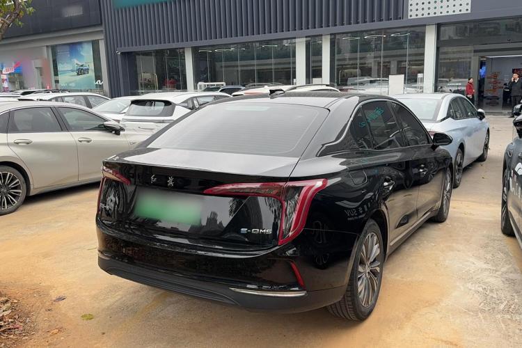 红旗E-QM5 2021款 充电 旗悦版车身外观6002