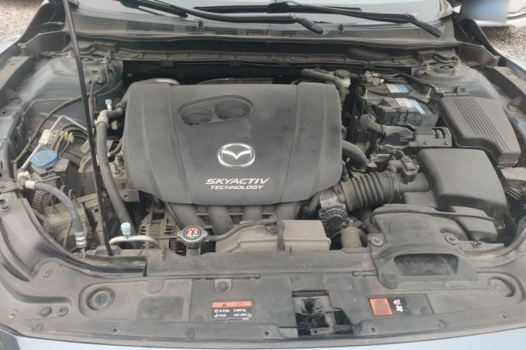 马自达 阿特兹 2014款 2.0L 蓝天豪华版机舱底盘24