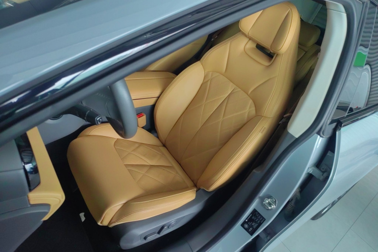 零跑汽车 零跑C01 2024款 纯电 525尊享版中控内饰19