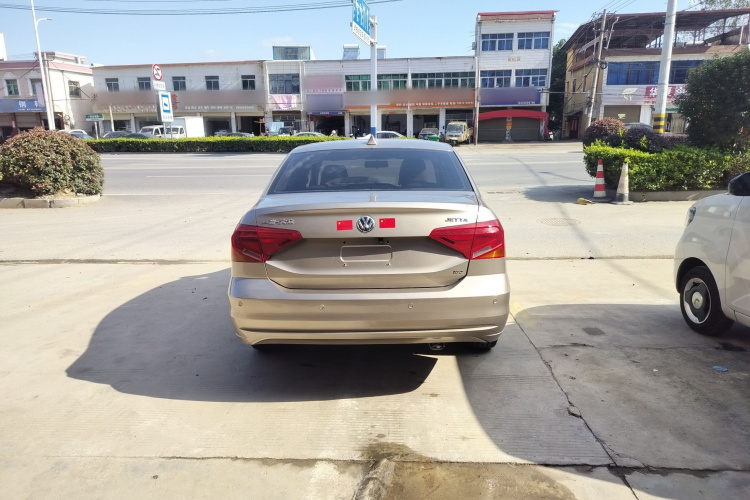 大众 捷达 2017款 1.5L 自动时尚型车身外观6