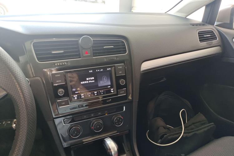 大众 高尔夫 2018款 230TSI 自动舒适型中控内饰7002