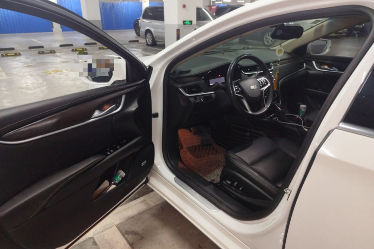 凯迪拉克XTS 2018款 28T 精英型中控内饰7003