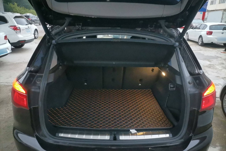 宝马X1 2018款 sDrive18Li 时尚型局部细节23