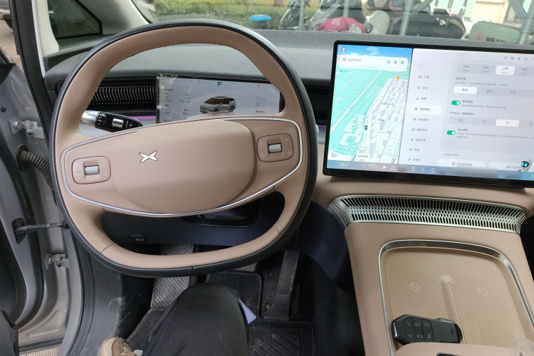 小鹏X9 2024款 610长续航Pro中控内饰7002
