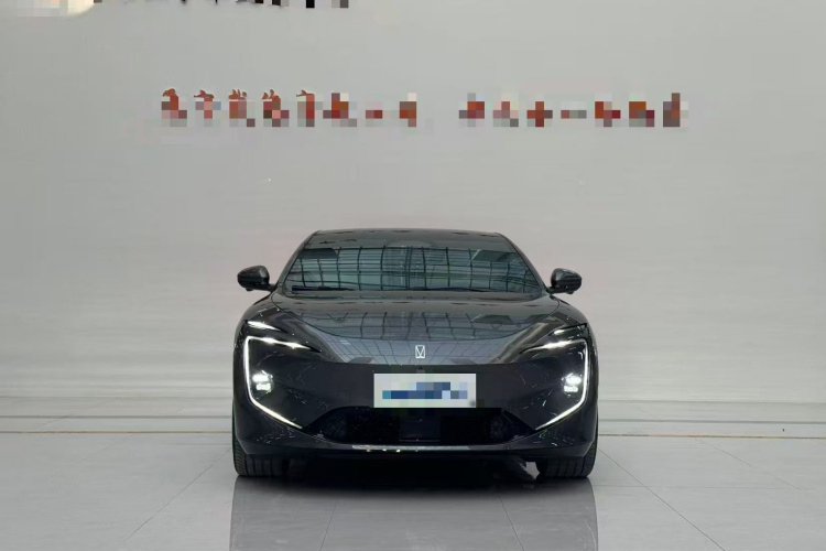 阿维塔12 2025款 Ultra增程版车身外观6002