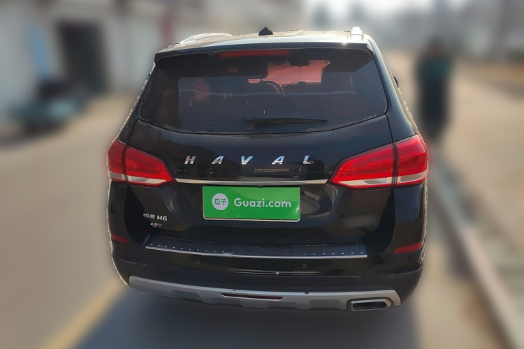 哈弗H6 2017款 蓝标 运动版 1.5T 手动两驱精英型车身外观6