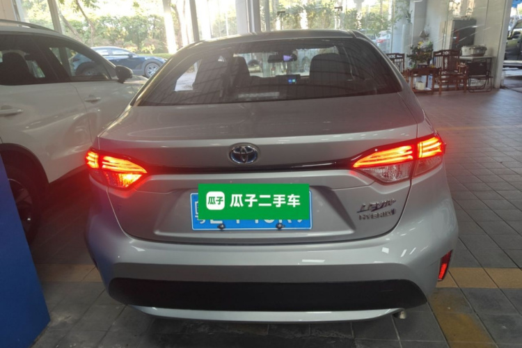 丰田 雷凌 2022款 双擎 1.8H E-CVT领先版车身外观6004