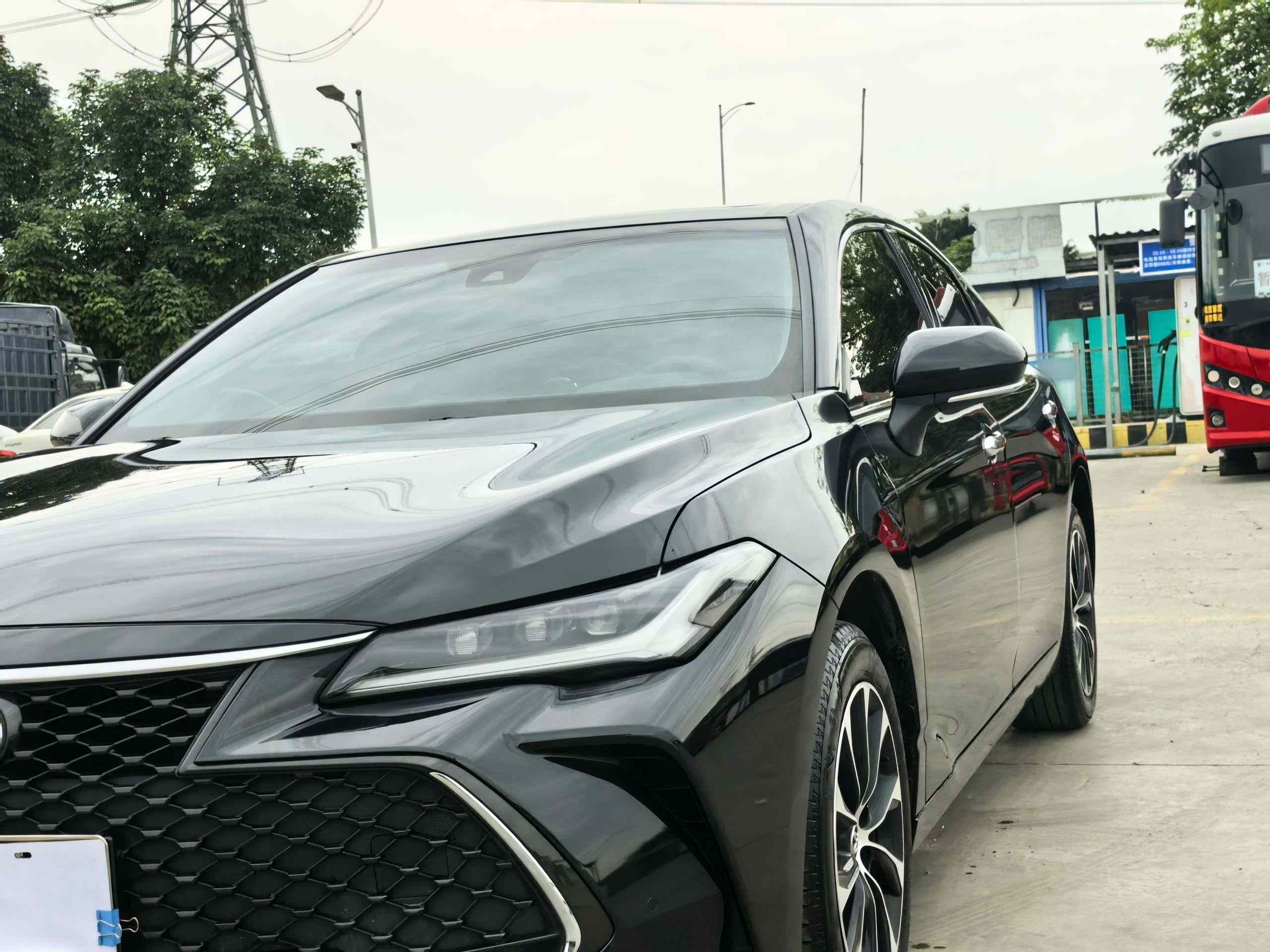 丰田 亚洲龙 2023款 2.5L 豪华版(4)