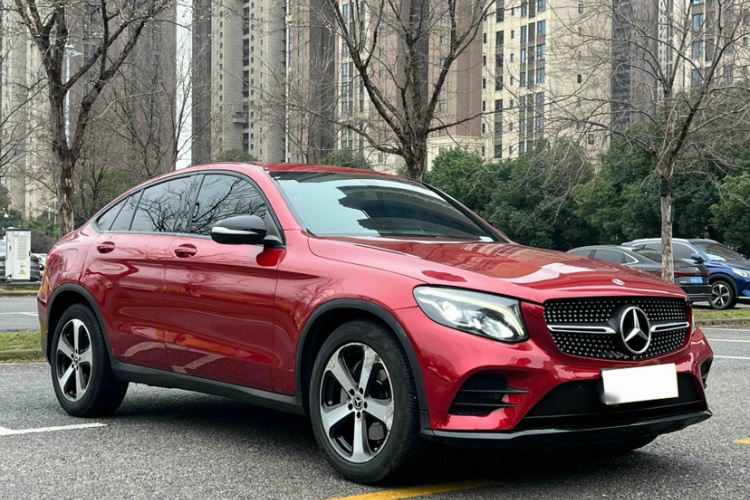 奔驰GLC轿跑 2017款 GLC 200 4MATIC 轿跑SUV车身外观6004