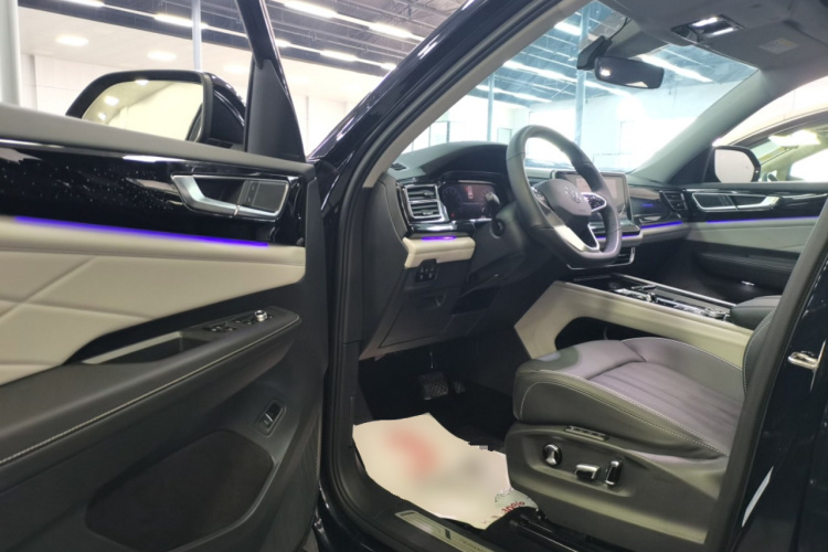 大众 途昂 2023款 改款 380TSI 四驱尊崇豪华版中控内饰7003