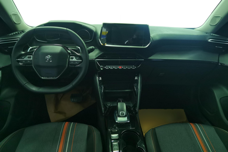 标致2008 2020款 230THP 风尚天窗版中控内饰12