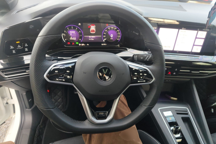 大众 高尔夫 2023款 改款 280TSI DSG R-Line Lite中控内饰13