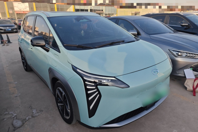 埃安 AION Y 2023款 Plus 510 智领版车身外观3