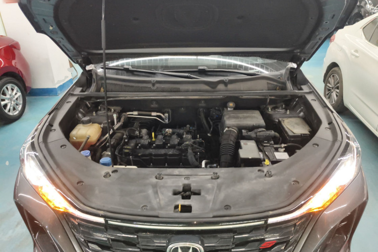 长安CS75 PLUS 2022款 经典版 1.5T 自动先锋型局部细节24