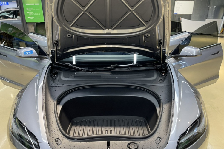特斯拉 Model 3 2025款 后轮驱动版局部细节24
