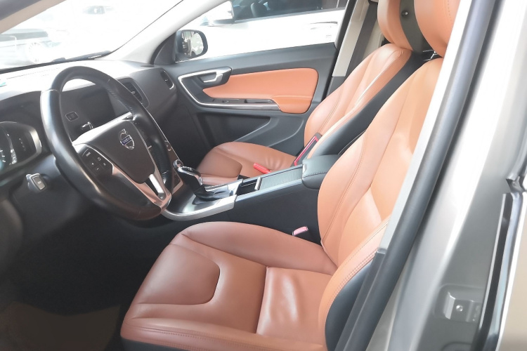 沃尔沃S60 2014款 S60L T5 智驭版局部细节19