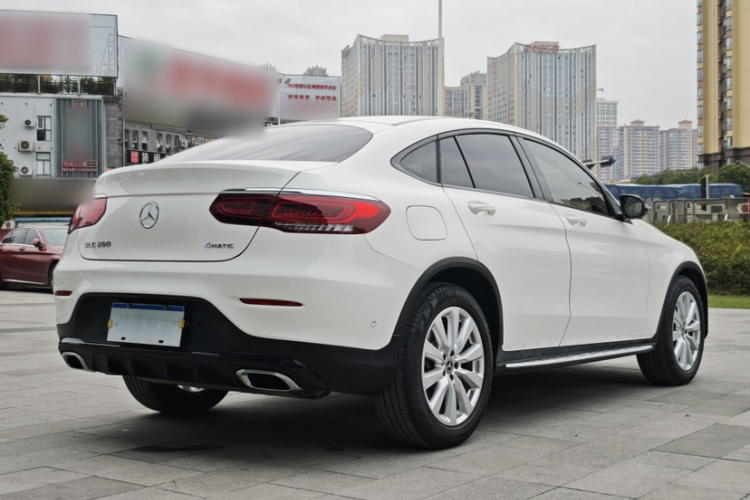 奔驰GLC轿跑 2021款 GLC 260 4MATIC 轿跑SUV车身外观6003