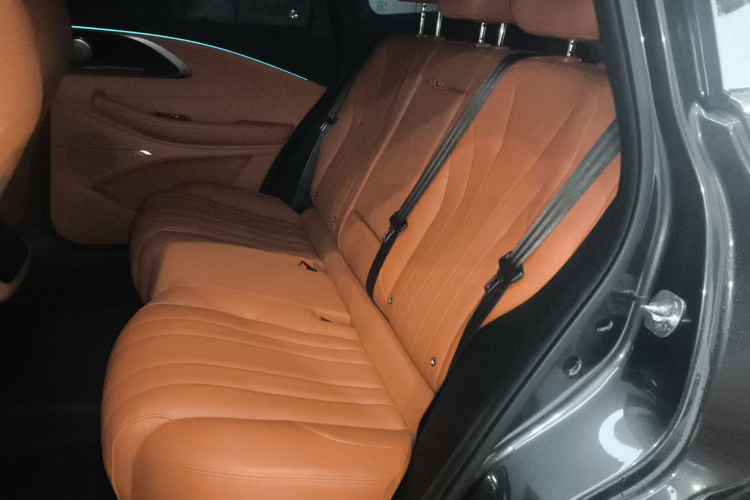 星途凌云 2025款 400T 四驱星尊版中控内饰7004