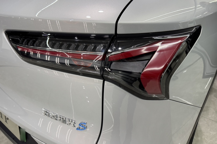 五菱汽车 五菱星光S 2024款 510km 旗舰型车身外观6009