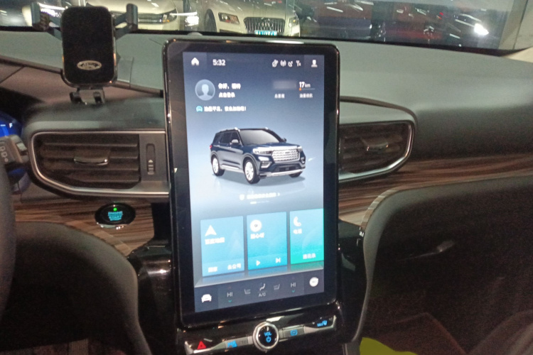 福特 探险者 2020款 EcoBoost 285 四驱钛金版 7座局部细节16