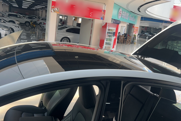 特斯拉 Model Y 2023款 后轮驱动版局部细节57