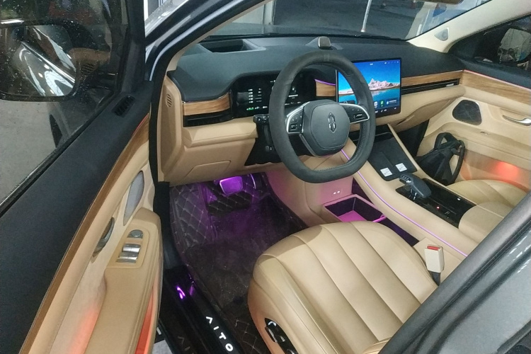 鸿蒙智行 问界M7 2022款 1.5T 后驱舒适版中控内饰20