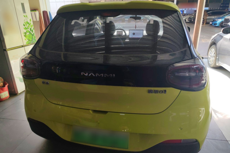 东风纳米 纳米01 2024款 430 Plus智+车身外观6