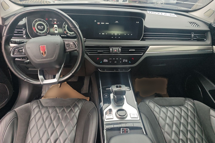 红旗HS5 2019款 2.0T 智联旗享四驱版中控内饰12