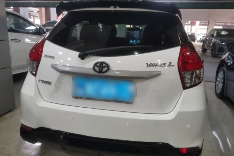 丰田 YARiS L 致炫 2015款 1.5E 自动魅动版车身外观6