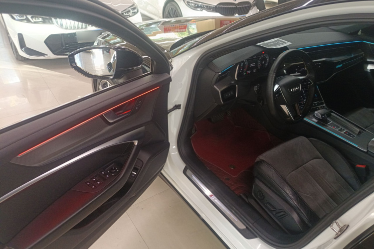 奥迪A6L 2021款 40 TFSI 豪华动感型中控内饰20