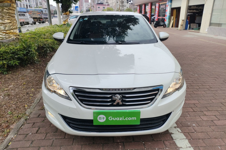 标致408 2016款 1.6T 自动豪华版车身外观2