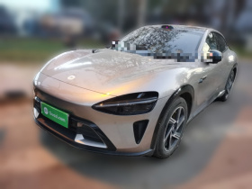 小米汽车 小米YU7 2025款 超长续航四驱Pro版