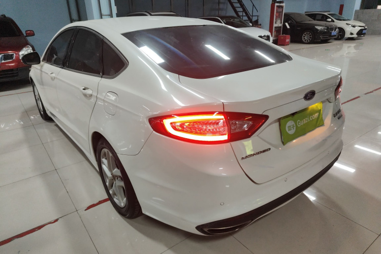 福特 蒙迪欧 2013款 1.5L GTDi180时尚型车身外观4