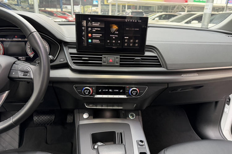 奥迪Q5L 2023款 40T 时尚致雅型局部细节16