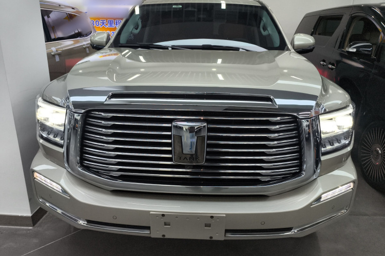 坦克500 2022款 3.0T 商务版 登峰型 7座车身外观2