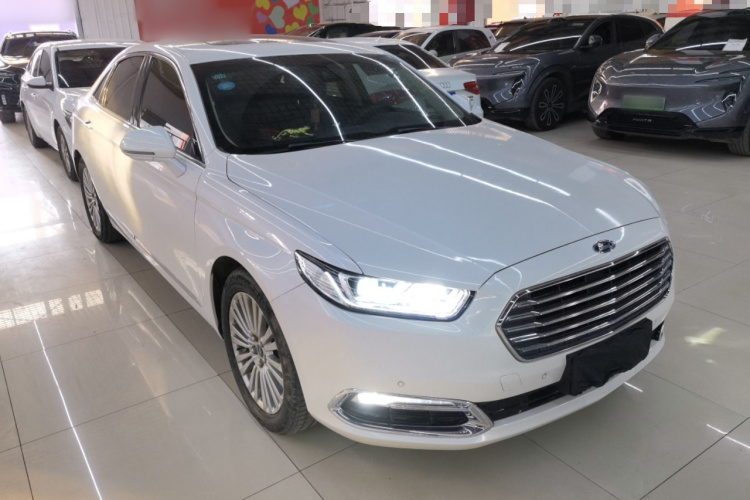 福特 金牛座 2017款 EcoBoost 180 至尊型车身外观3