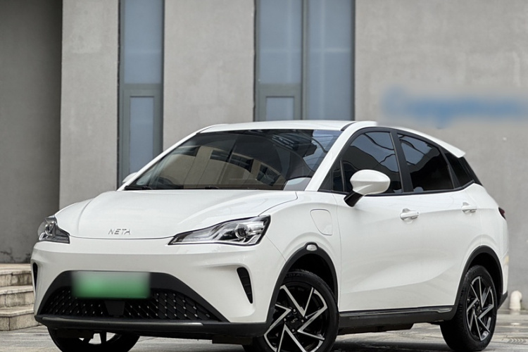 哪吒汽车 哪吒AYA 2023款 401 Lite车身外观6005