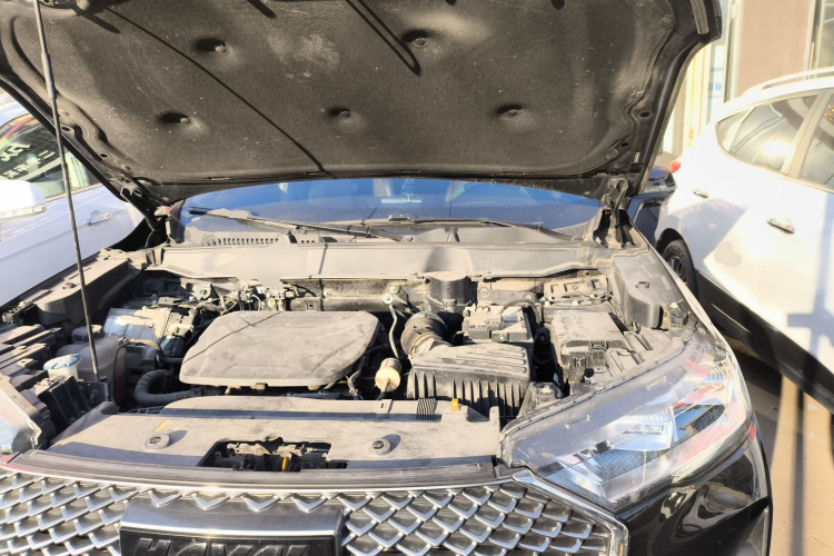 哈弗H6 2022款 第三代 1.5T 自动两驱Max机舱底盘24