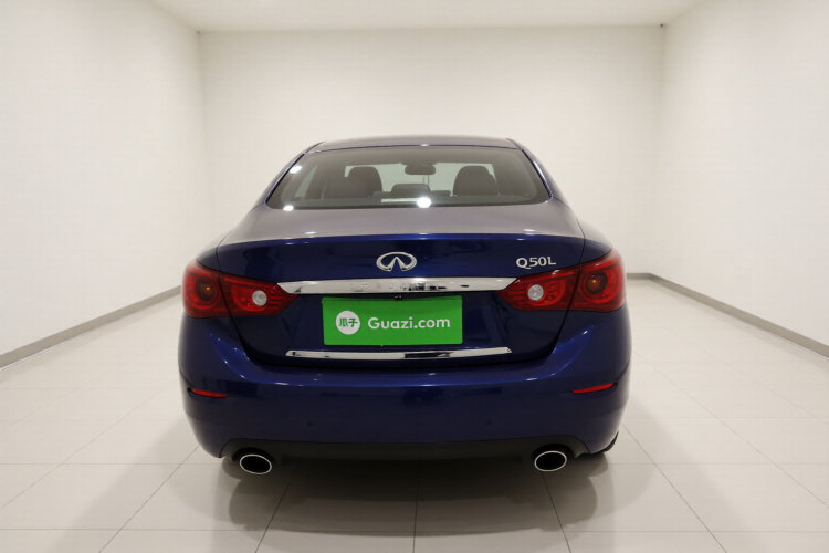英菲尼迪Q50L 2016款 2.0T 舒适版车身外观6