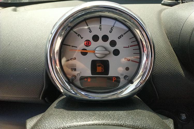 MINI Countryman 2013款 1.6T COOPER ALL4 Fun中控内饰14