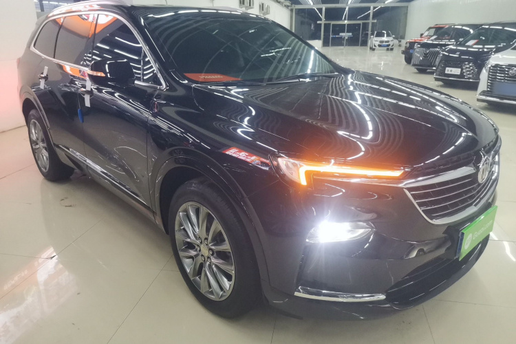 别克 昂科旗 2022款 652T 两驱尊贵型 7座车身外观3